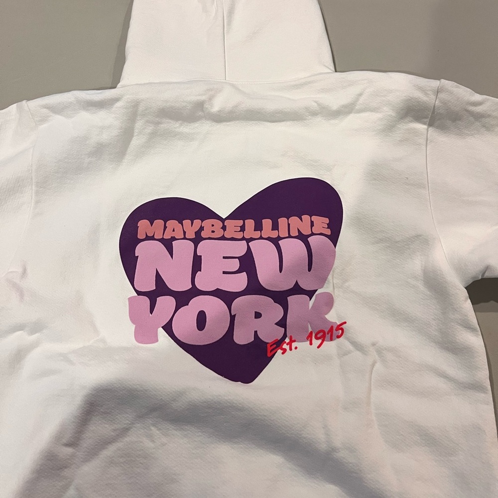 Maybelline New York White Hoodie and sweatpants set in Small .
